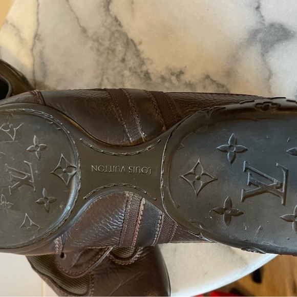 Louis Vuitton G0 Leather sneakers Size US 10 - Picture 5 of 6